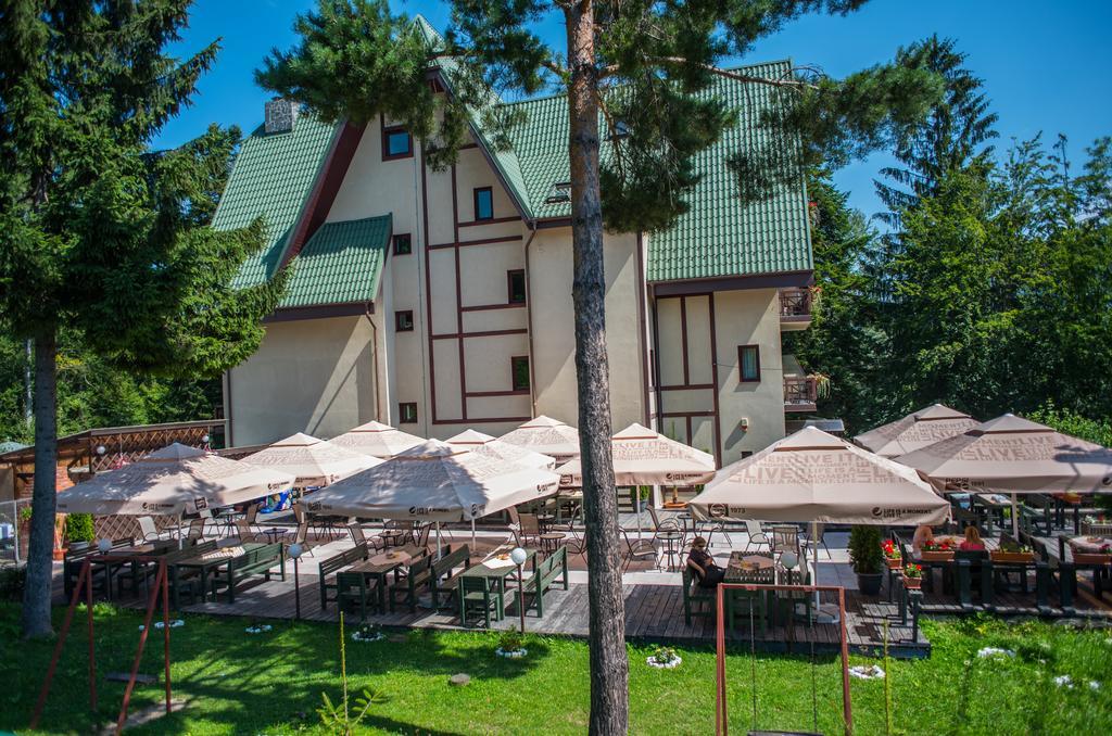 Hotel Marami Sinaia Exterior foto