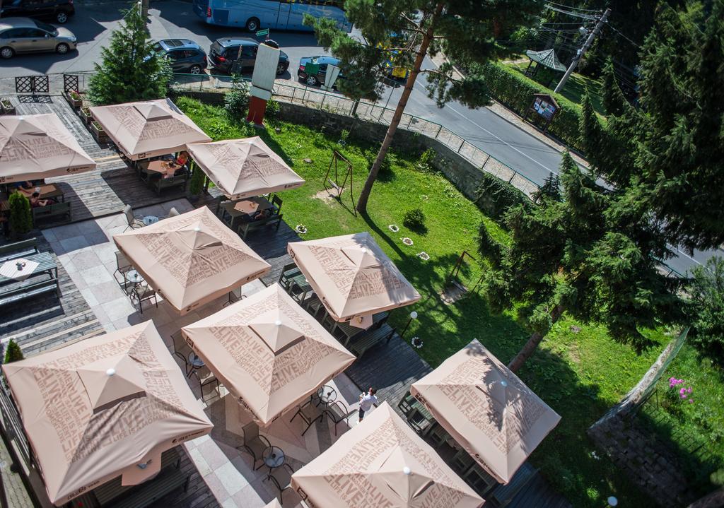 Hotel Marami Sinaia Exterior foto